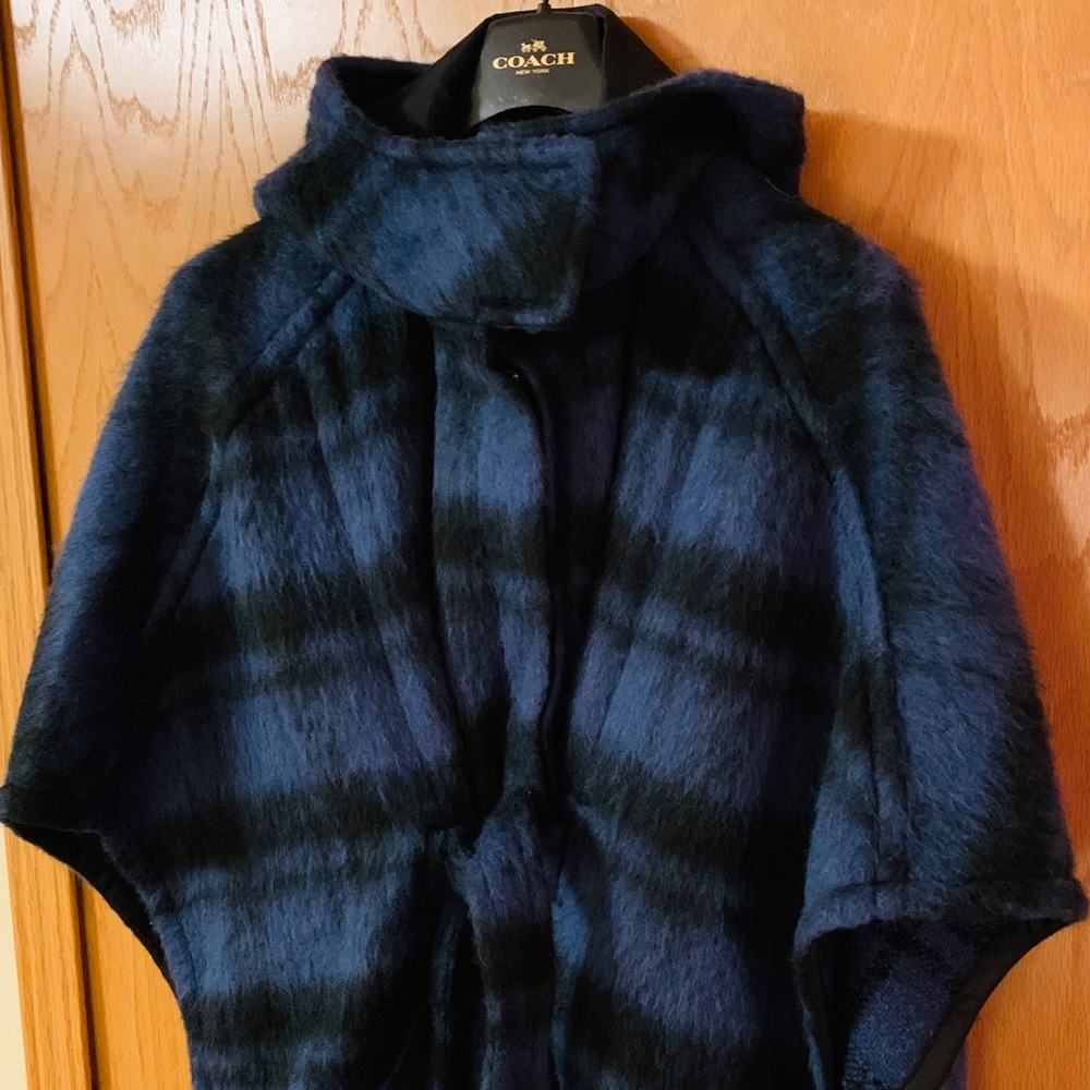 Coach Jacket - Picture 2 of 5